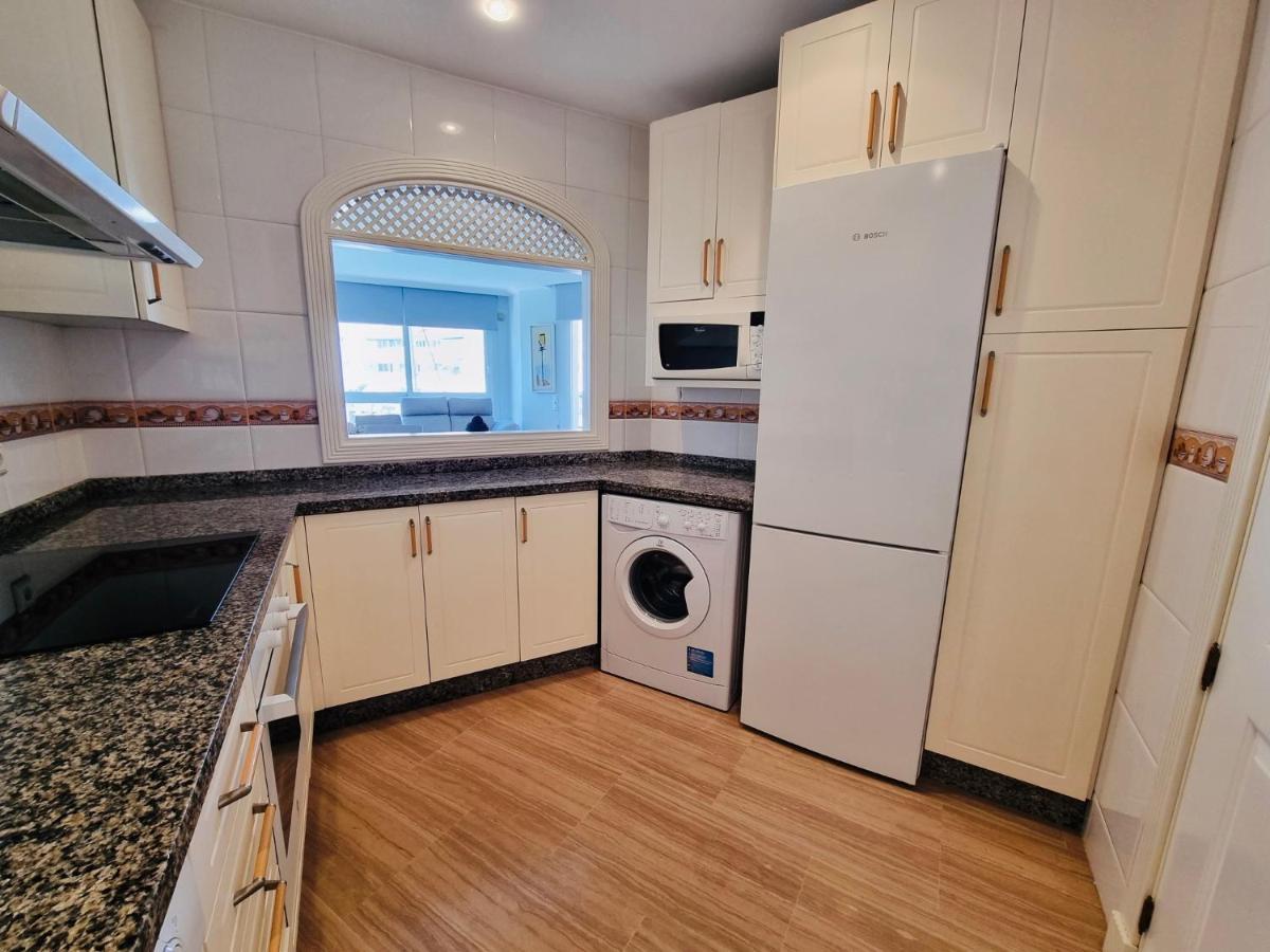 G&G Isla Marina Puerto Apartment Benalmadena Ngoại thất bức ảnh