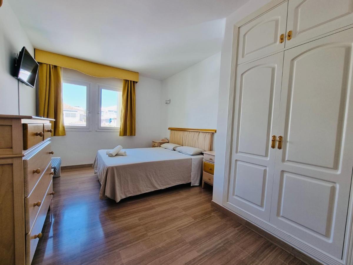 G&G Isla Marina Puerto Apartment Benalmadena Ngoại thất bức ảnh
