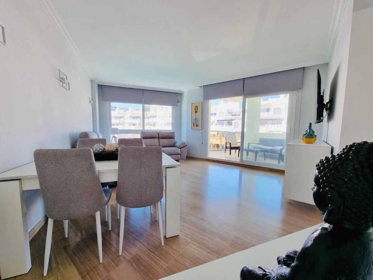 G&G Isla Marina Puerto Apartment Benalmadena Ngoại thất bức ảnh