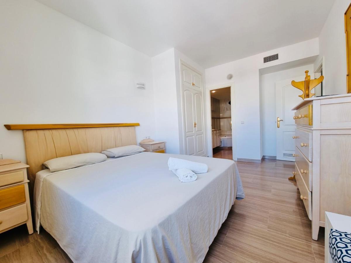 G&G Isla Marina Puerto Apartment Benalmadena Ngoại thất bức ảnh