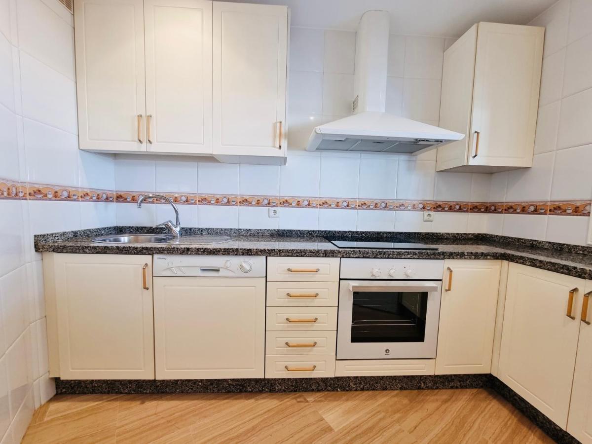 G&G Isla Marina Puerto Apartment Benalmadena Ngoại thất bức ảnh